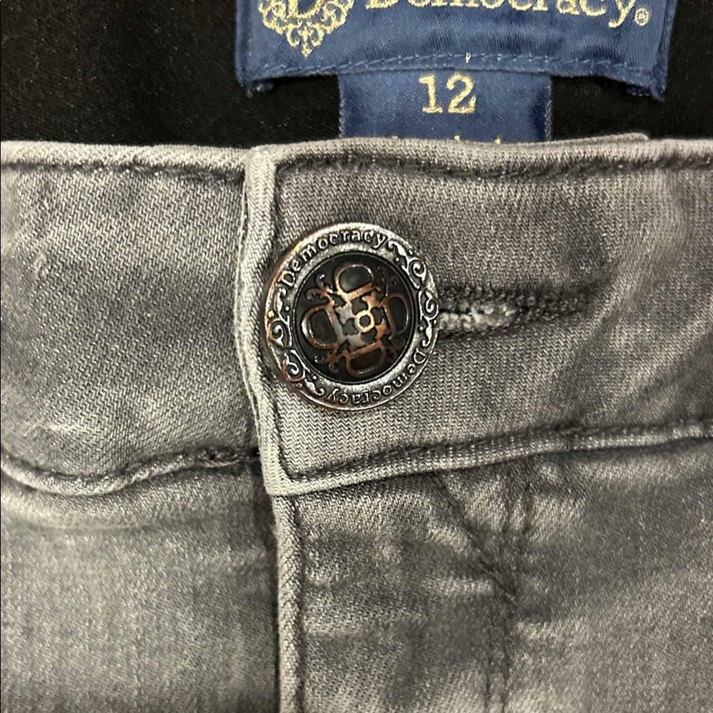 Democracy Women's Straight Leg Jeans in Gray - Picture 3 of 6